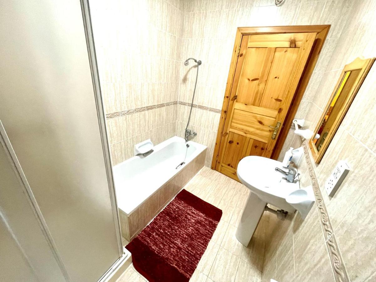 Regent Court - 3 Bedroom Apartment Within Walking Distance From Seafront St. Paul's Bay Exteriör bild