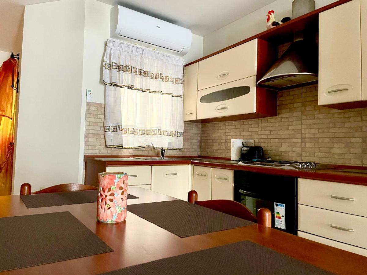 Regent Court - 3 Bedroom Apartment Within Walking Distance From Seafront St. Paul's Bay Exteriör bild