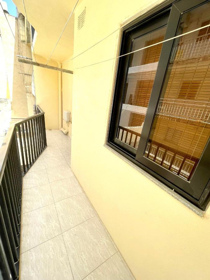 Regent Court - 3 Bedroom Apartment Within Walking Distance From Seafront St. Paul's Bay Exteriör bild