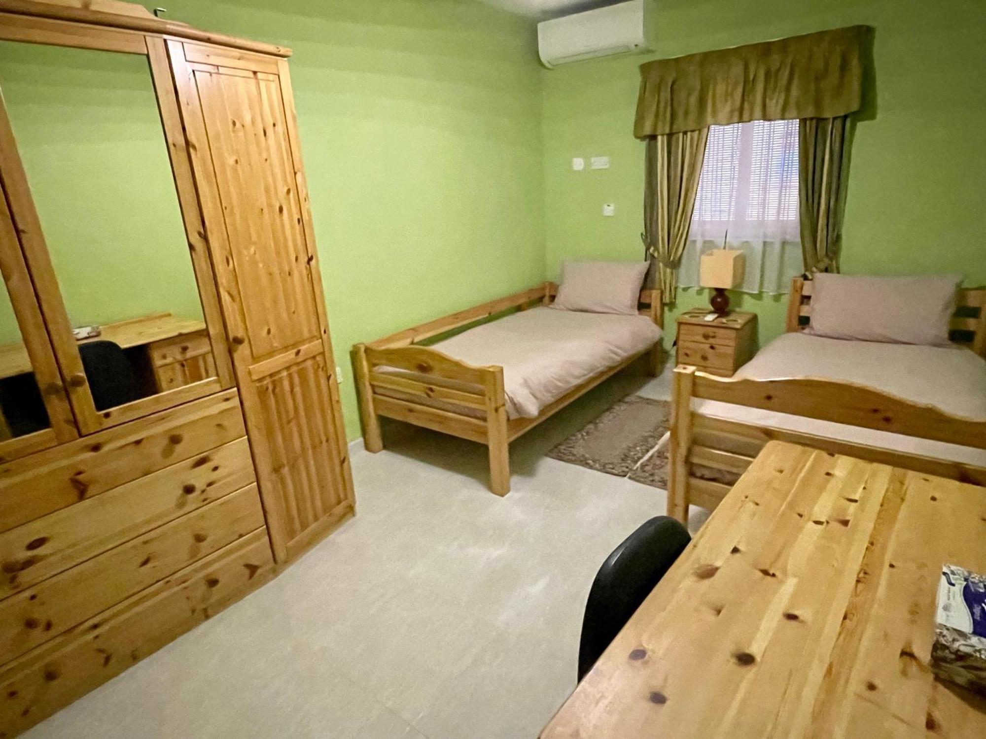 Regent Court - 3 Bedroom Apartment Within Walking Distance From Seafront St. Paul's Bay Exteriör bild