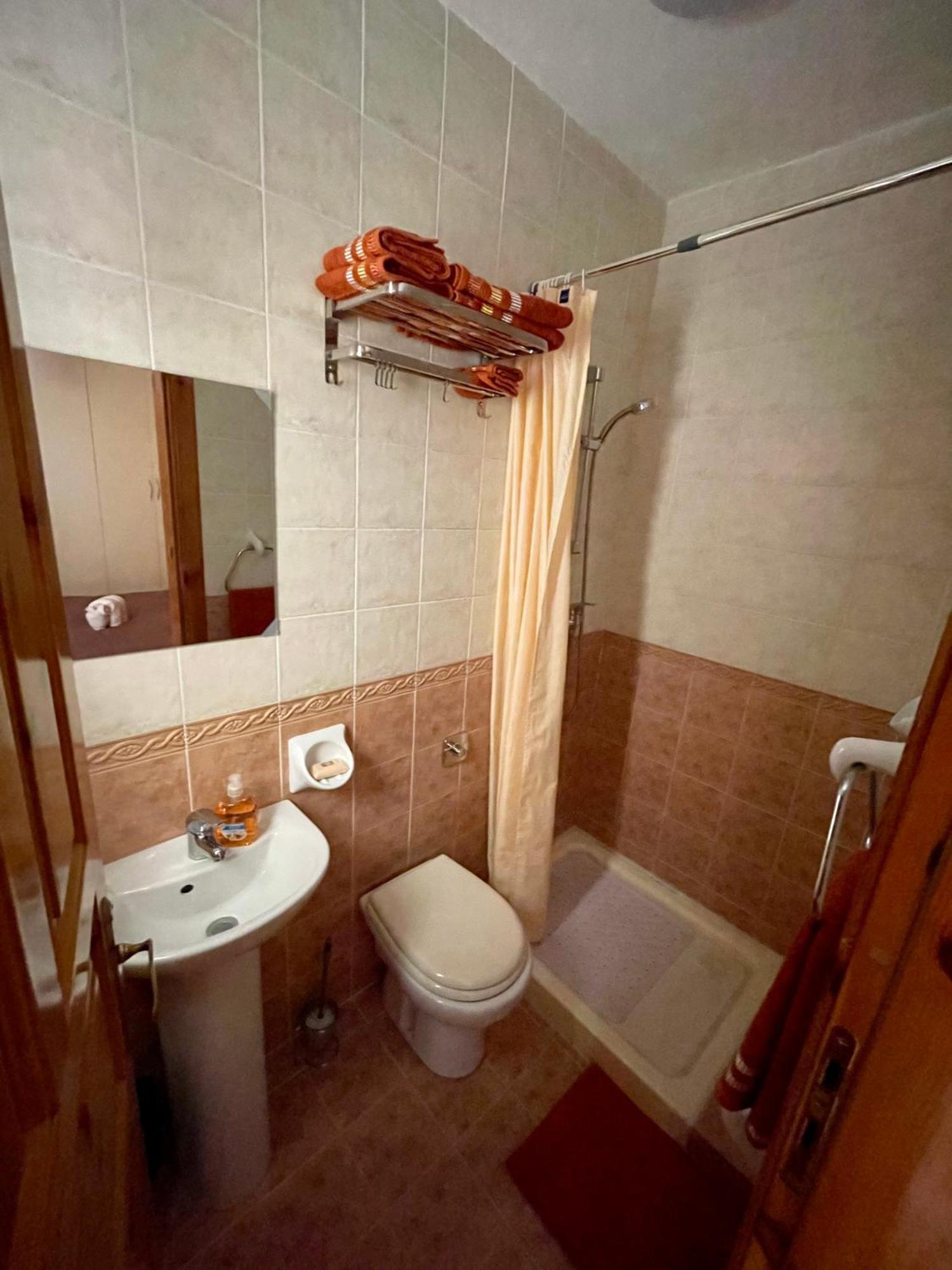 Regent Court - 3 Bedroom Apartment Within Walking Distance From Seafront St. Paul's Bay Exteriör bild
