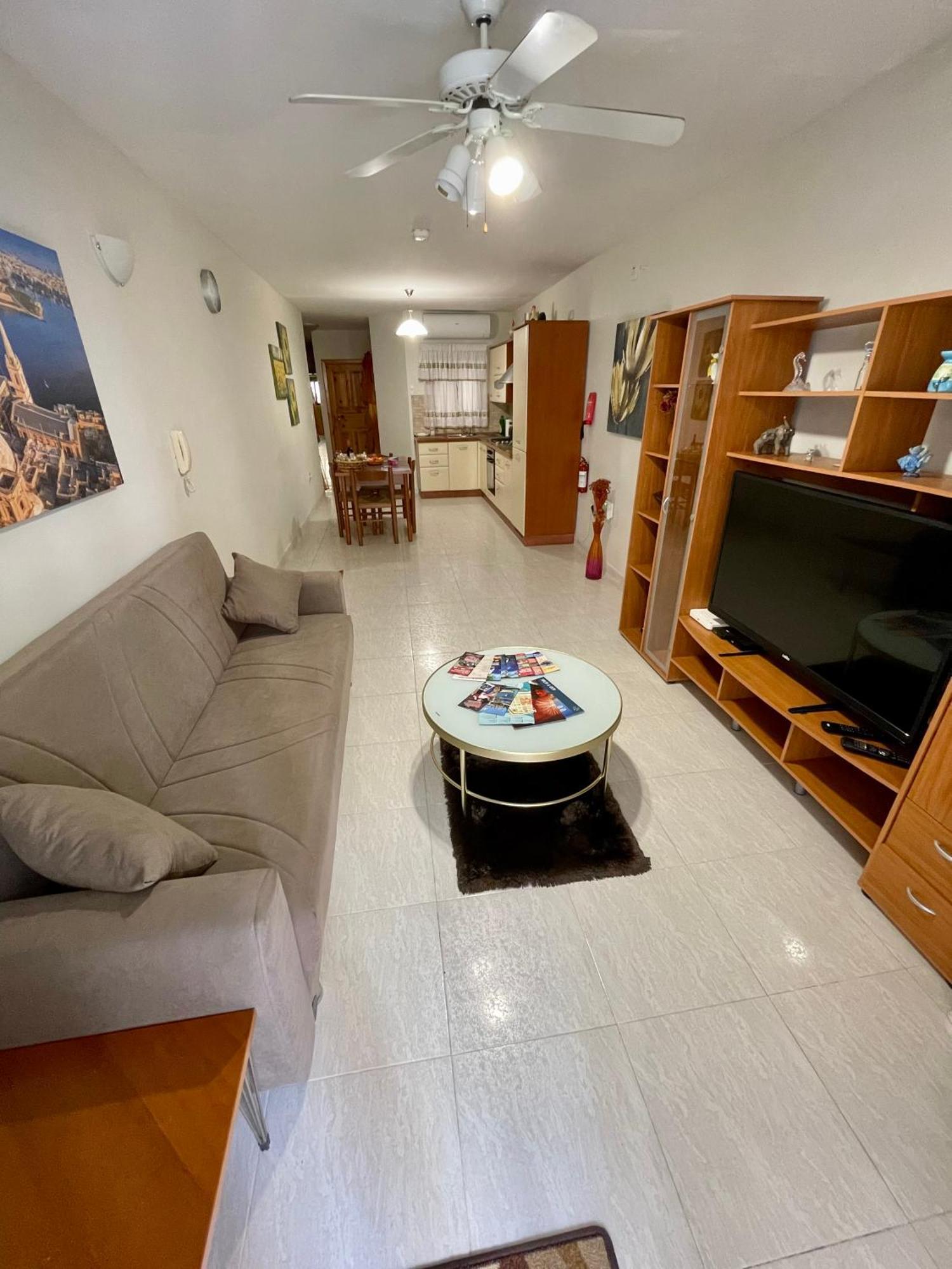 Regent Court - 3 Bedroom Apartment Within Walking Distance From Seafront St. Paul's Bay Exteriör bild