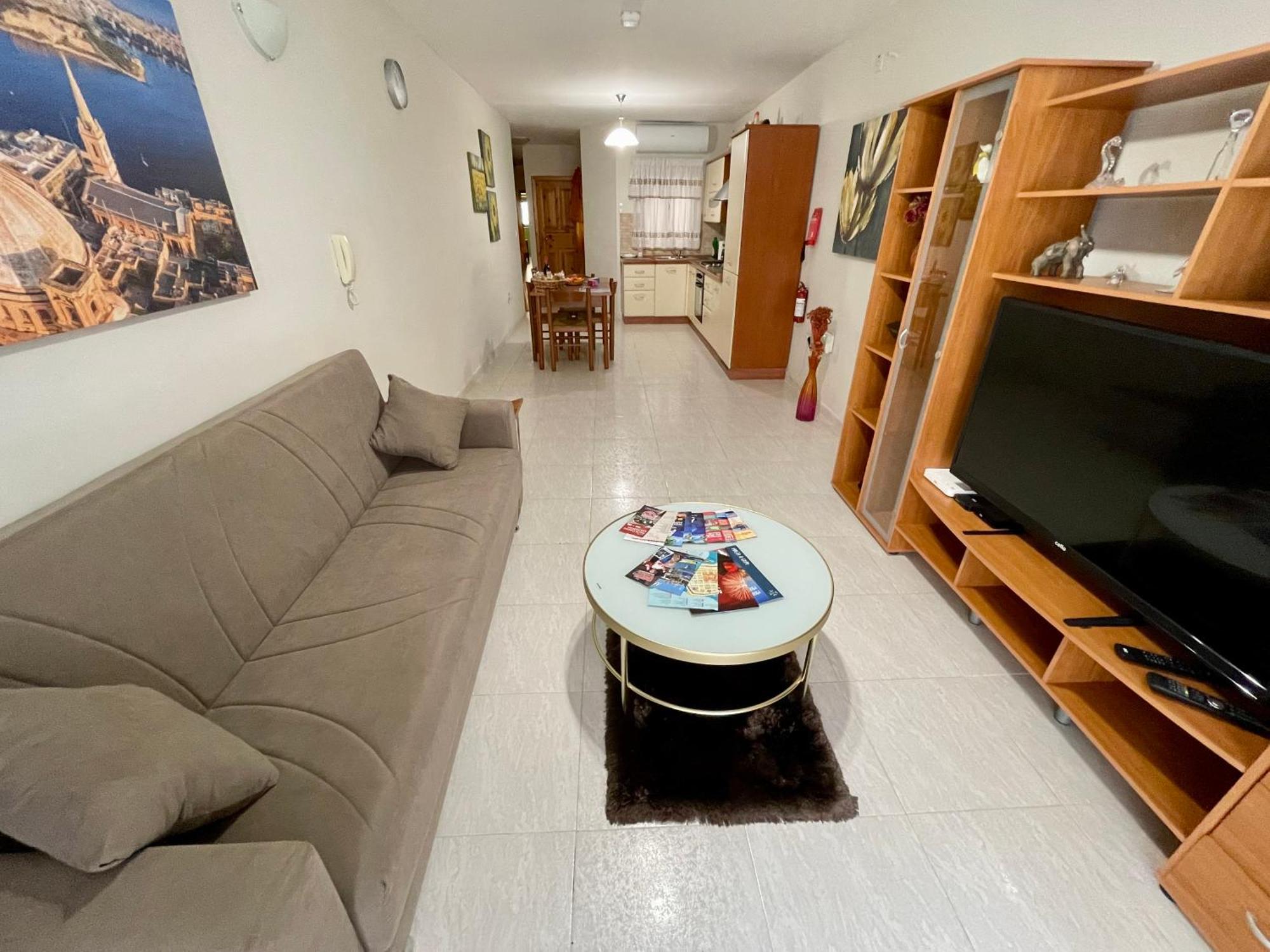 Regent Court - 3 Bedroom Apartment Within Walking Distance From Seafront St. Paul's Bay Exteriör bild
