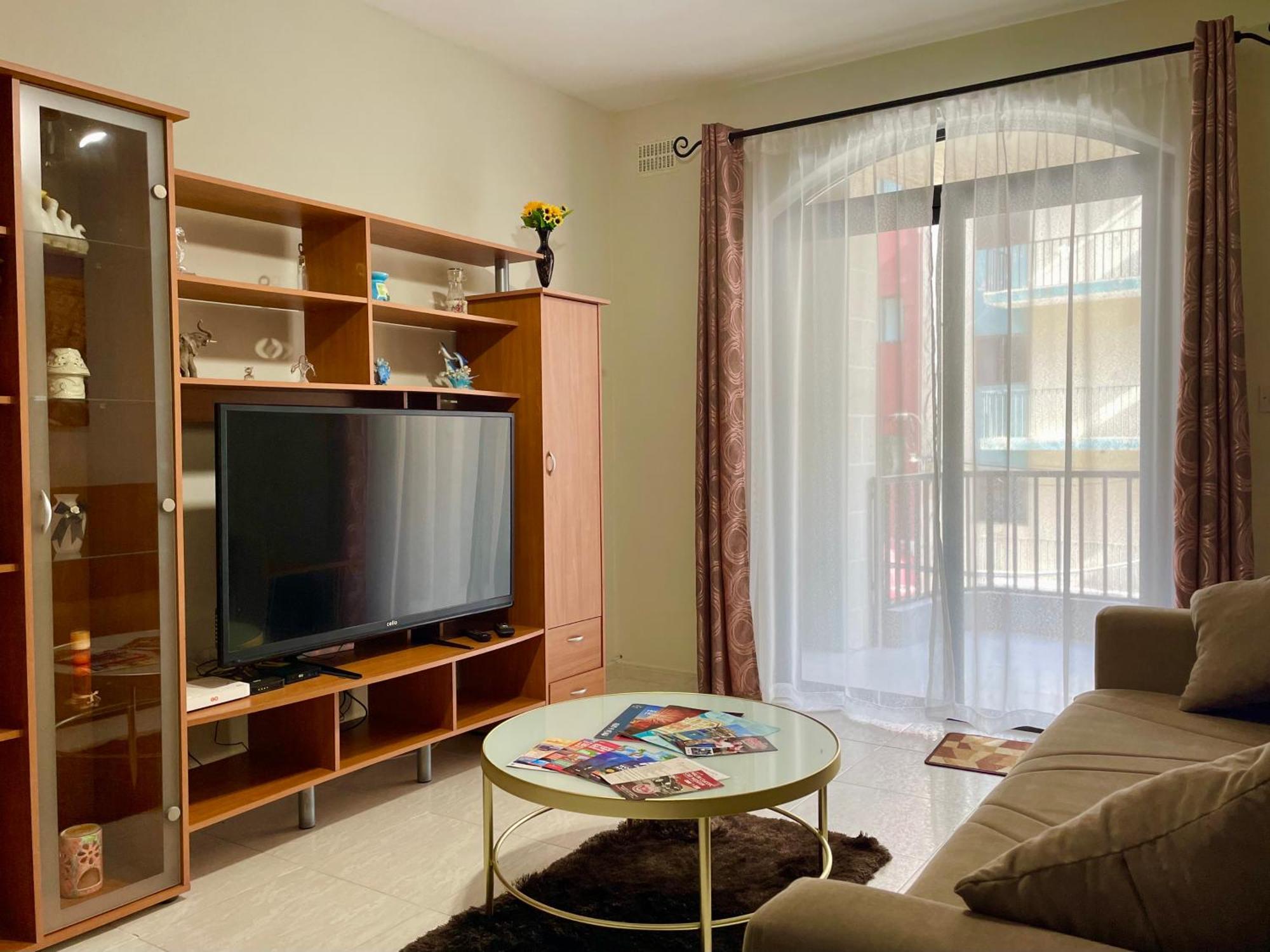 Regent Court - 3 Bedroom Apartment Within Walking Distance From Seafront St. Paul's Bay Exteriör bild